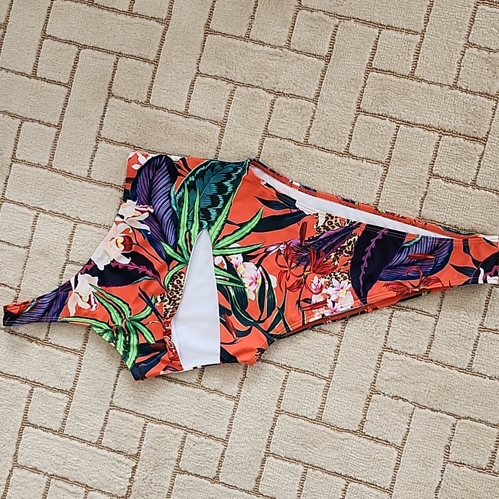 BNWOT High Cut One Piece Swimsuit